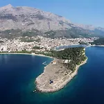 By The Sea - 19202 * Makarska