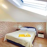 Appartement By The Sea - 19202