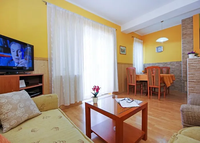 Apartman By The Sea - 19202 *