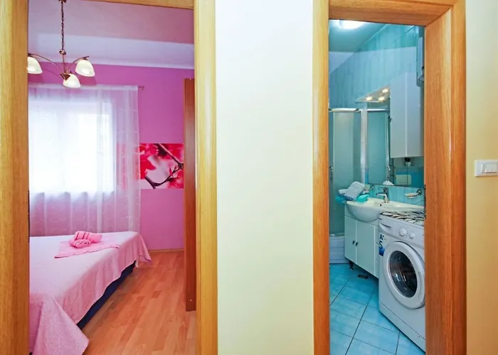 By The Sea - 19202 *