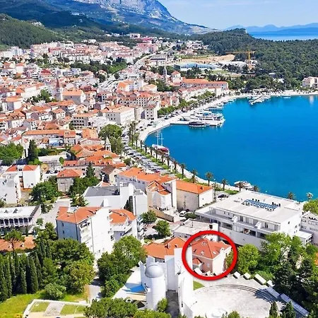 By The Sea - 19202 Apartment Makarska