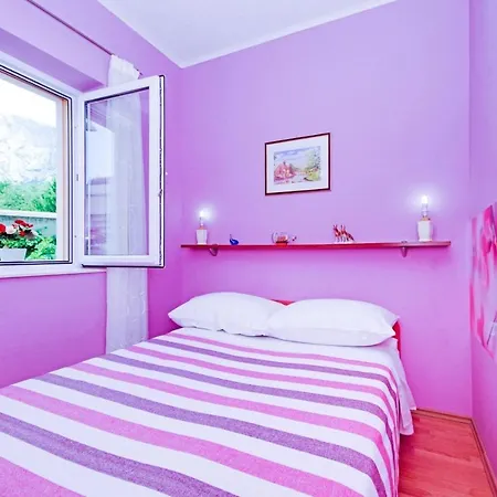 By The Sea - 19202 Apartment Makarska