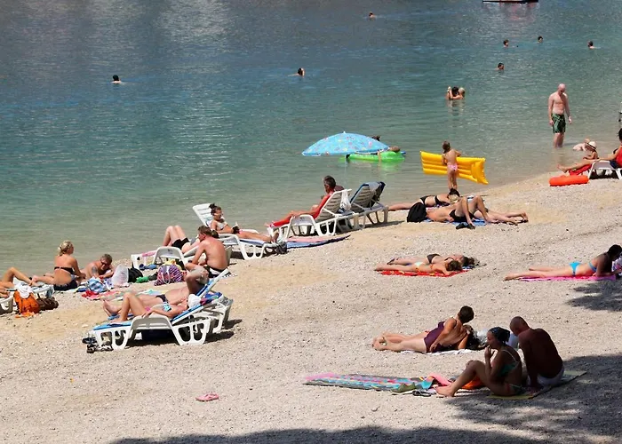 Lägenhet By The Sea - 19202 Makarska