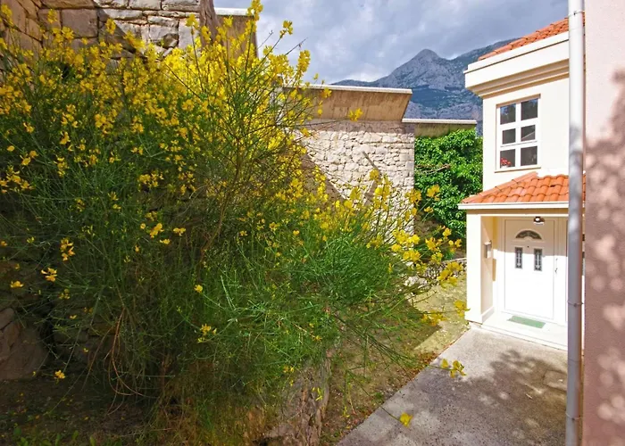 By The Sea - 19202 * Makarska