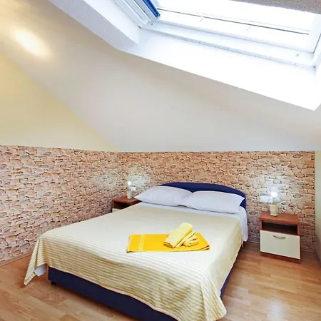 Appartamento By The Sea - 19202